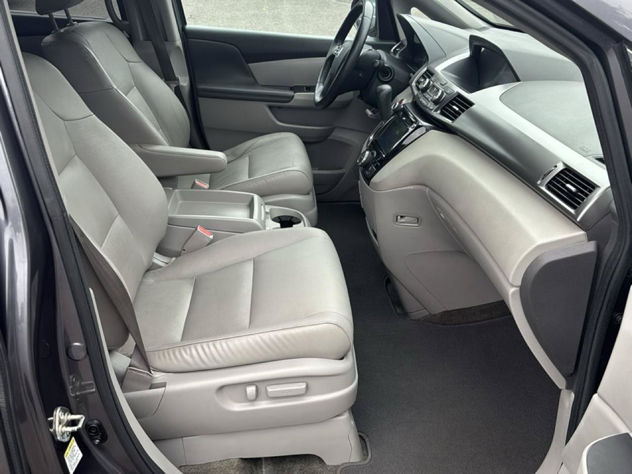 Used 2016 Honda Odyssey EX-L image 8