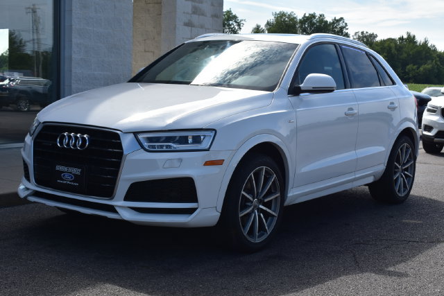 Used 2018 Audi Q3 2.0T Premium Plus w/ Premium Plus Package AWD/4WD image 15