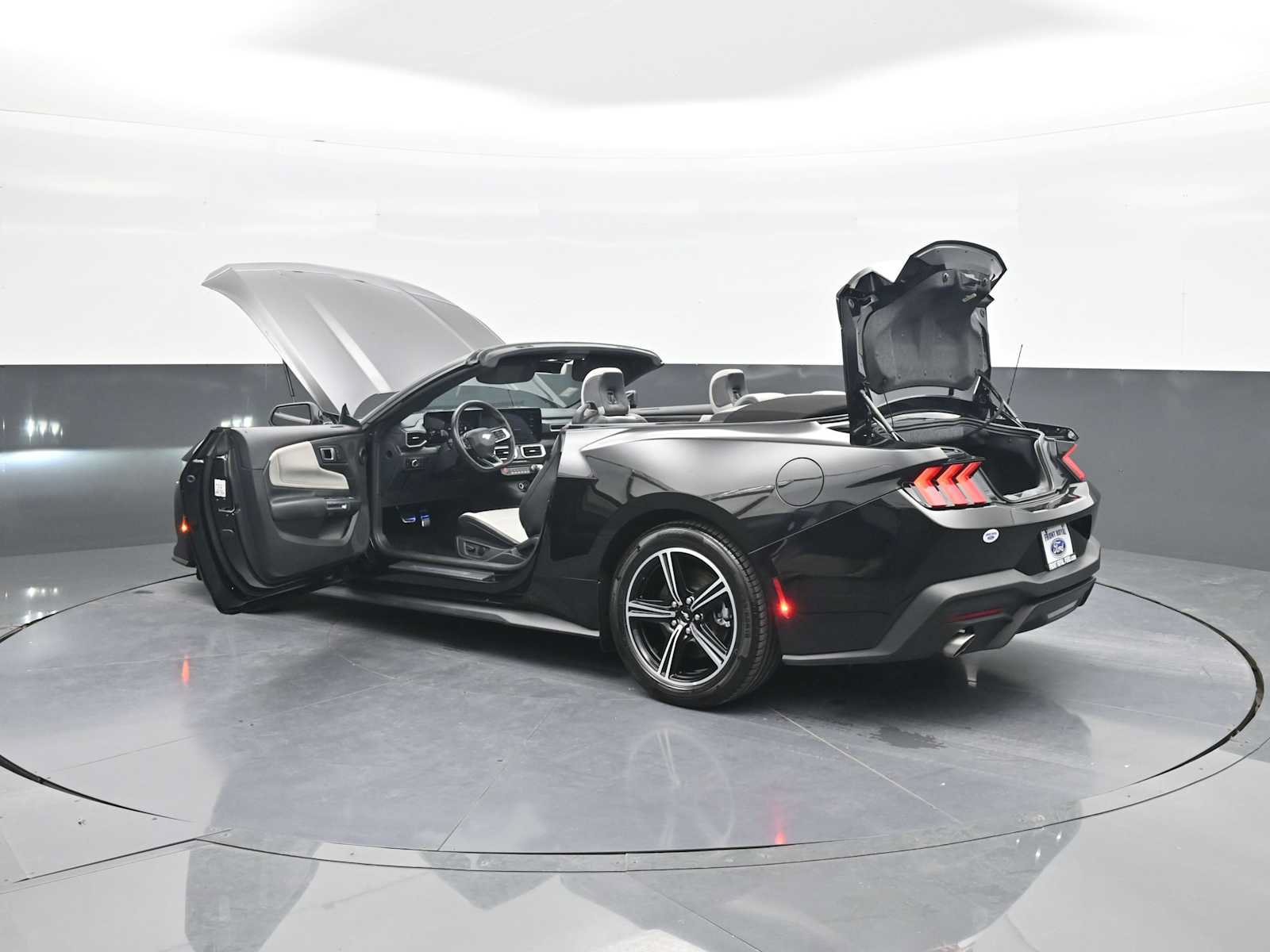 Used 2025 Ford Mustang Premium RWD image 45