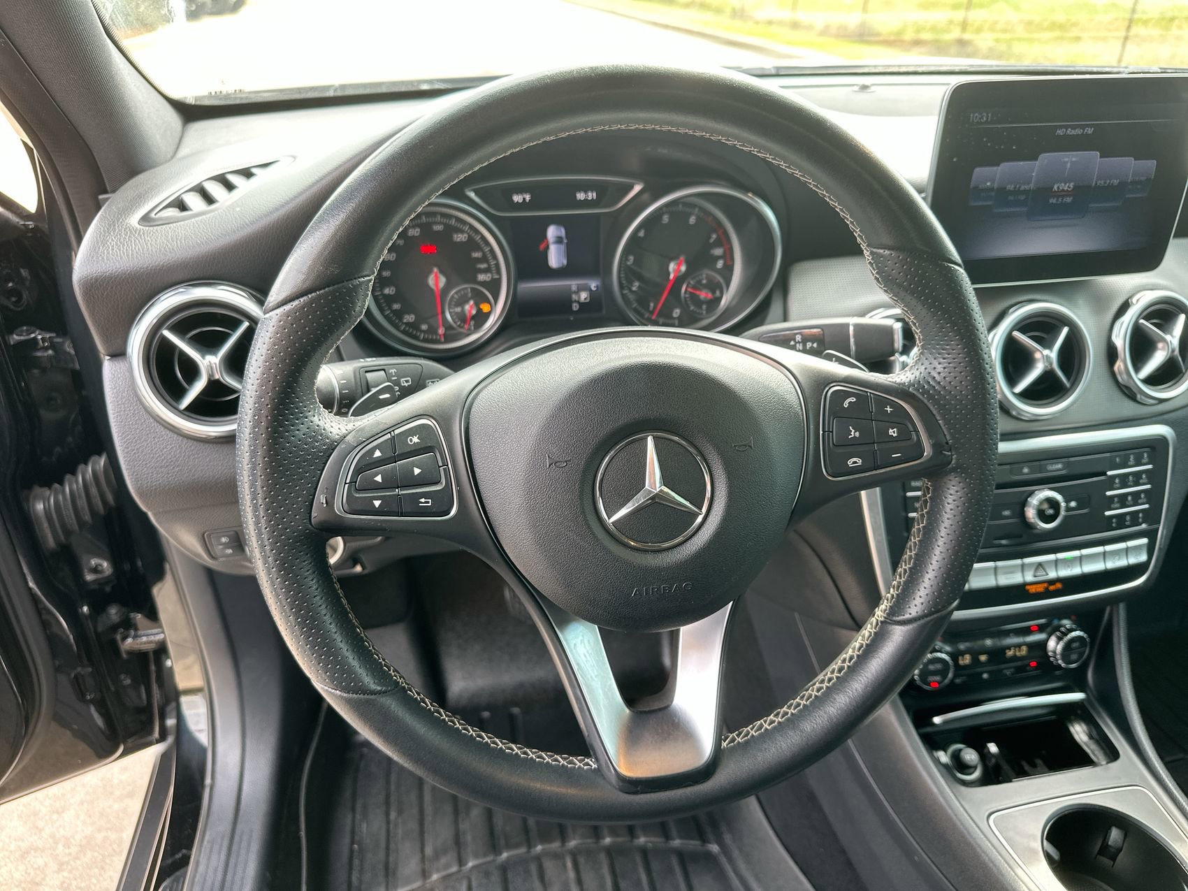 Used 2018 Mercedes-Benz GLA 250 4MATIC image 14