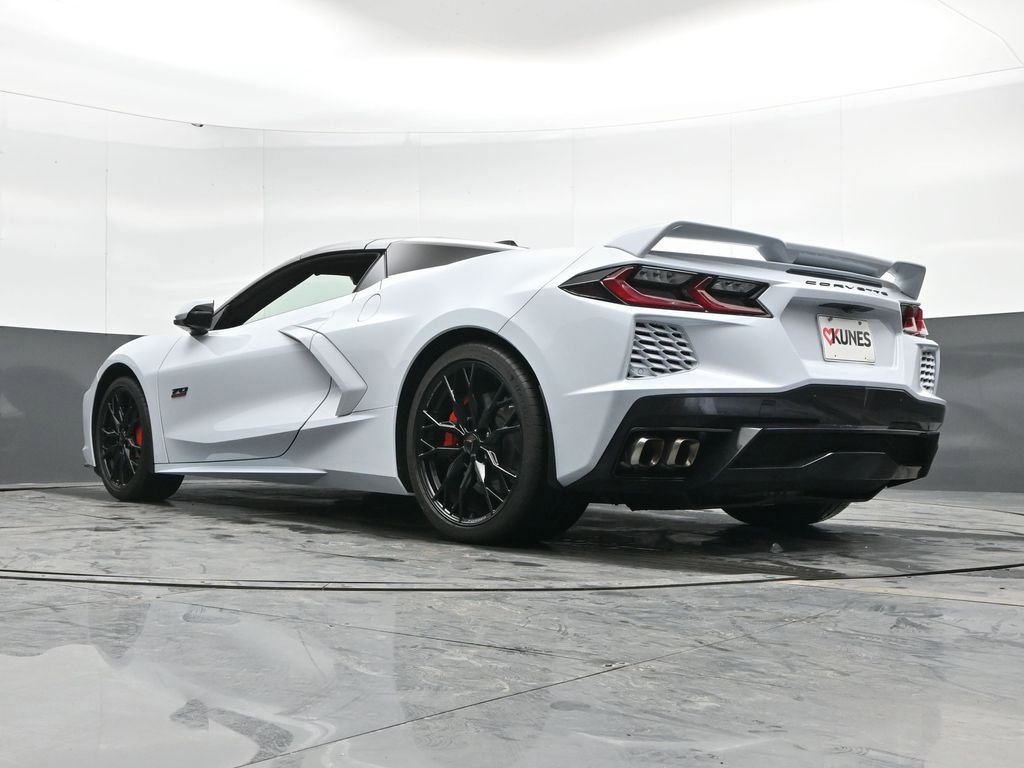 Used 2023 Chevrolet Corvette Stingray Premium Conv w/ Z51 Performance Package image 51