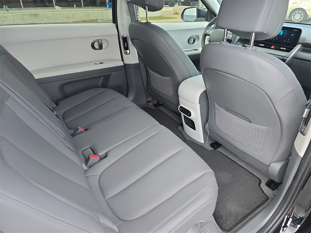 Certified 2025 Hyundai Ioniq 5 SEL image 11
