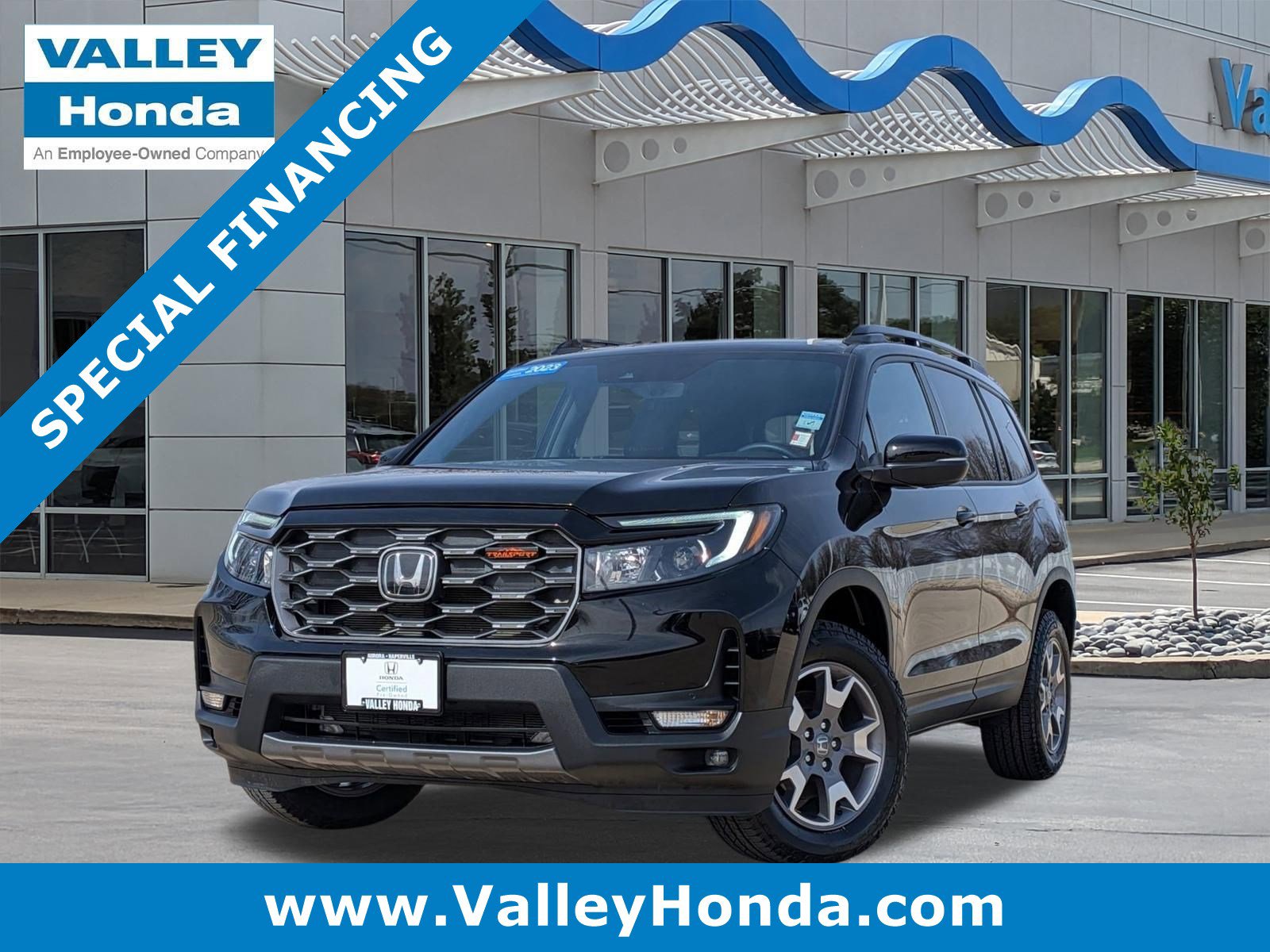 Certified 2023 Honda Passport TrailSport image 1