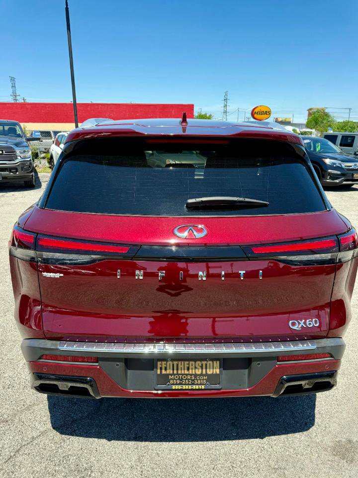 Used 2023 INFINITI QX60 Luxe w/ Performance Audio Package FWD image 11