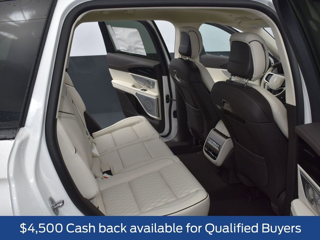 New 2026 Lincoln Nautilus Black Label image 13