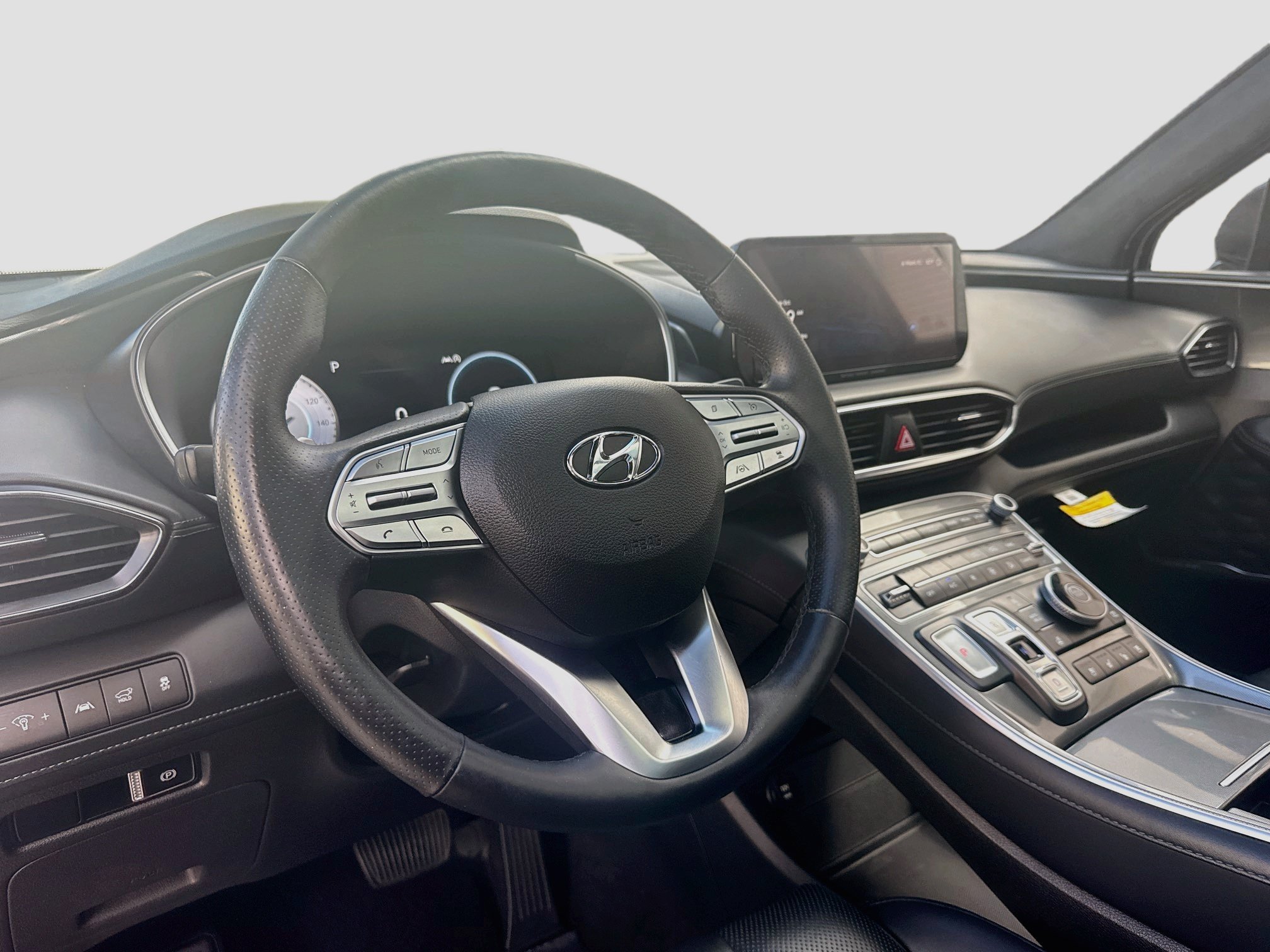 Used 2023 Hyundai Santa Fe Calligraphy FWD image 7