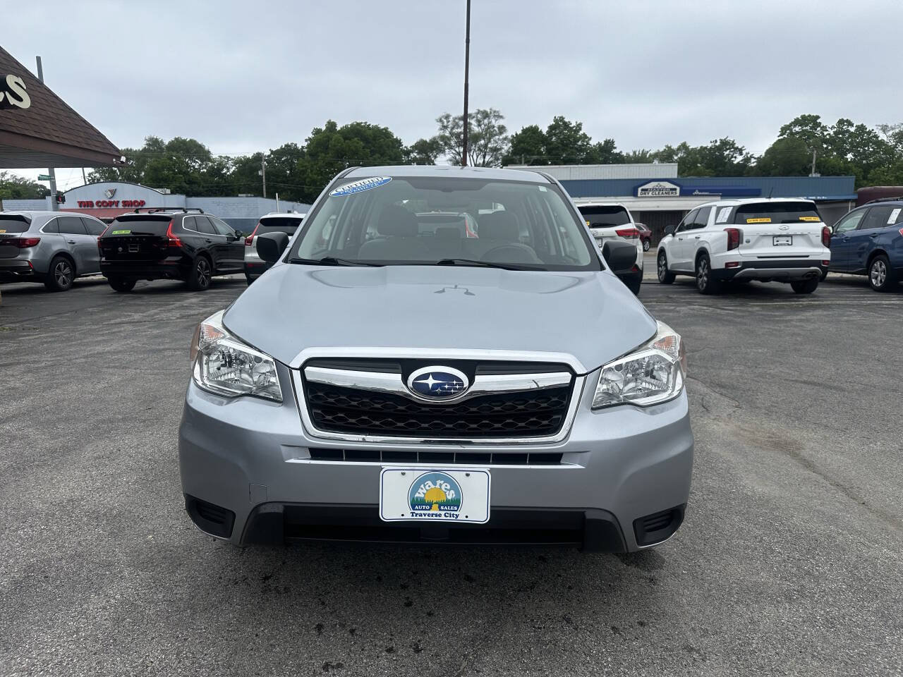 Used 2016 Subaru Forester 2.5i AWD/4WD image 5