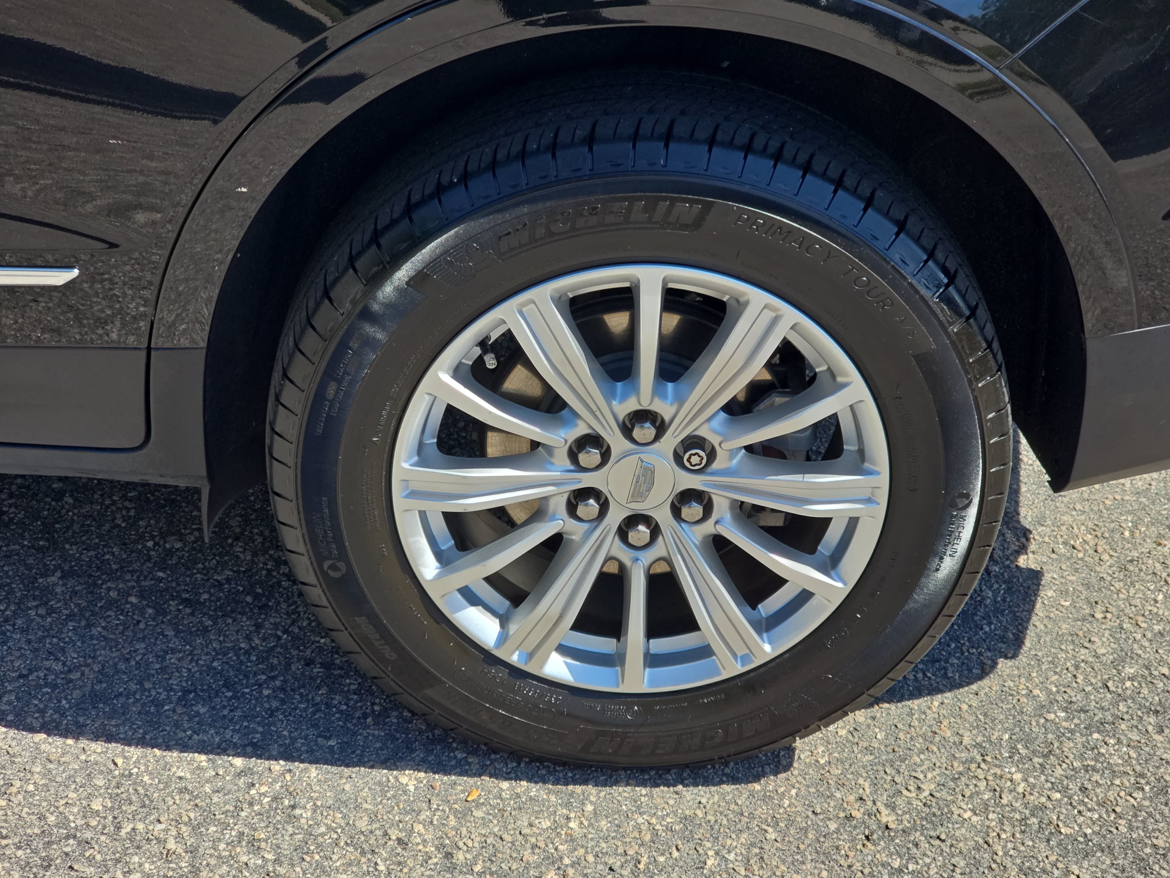 Used 2019 Cadillac XT5 FWD image 34