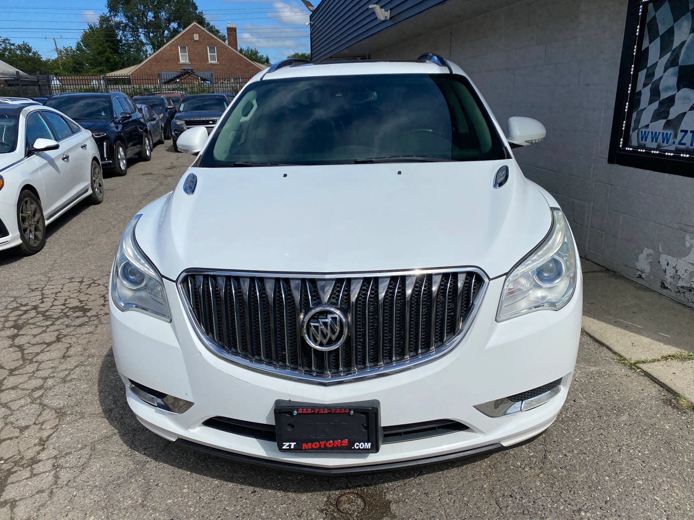 Used 2017 Buick Enclave Premium AWD/4WD image 5