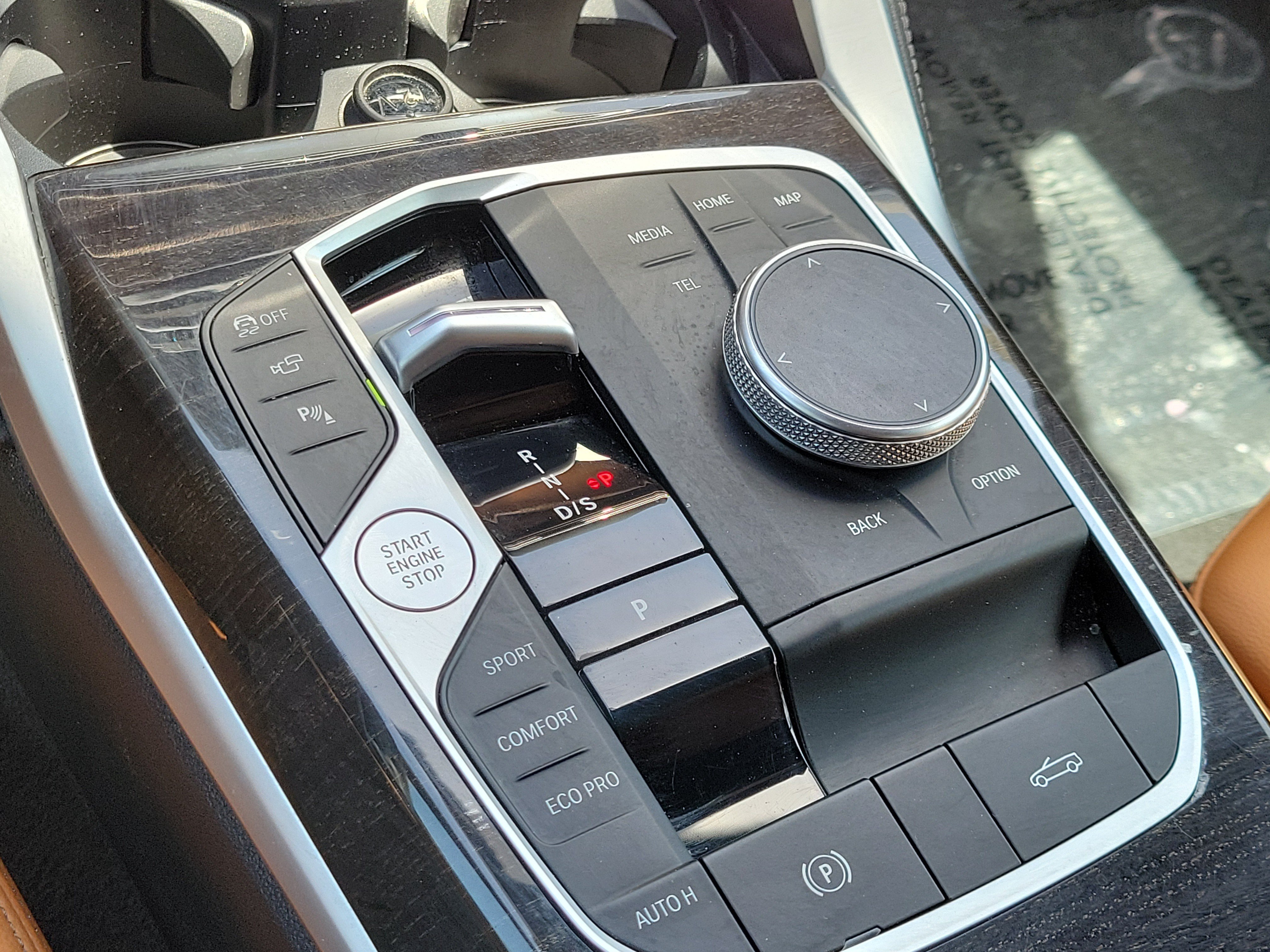 Used 2024 BMW M440i Convertible w/ Parking Assistance Package RWD image 23