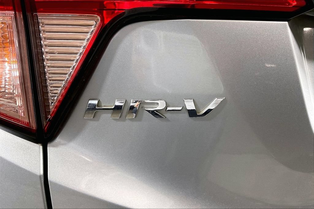 Used 2018 Honda HR-V EX image 7