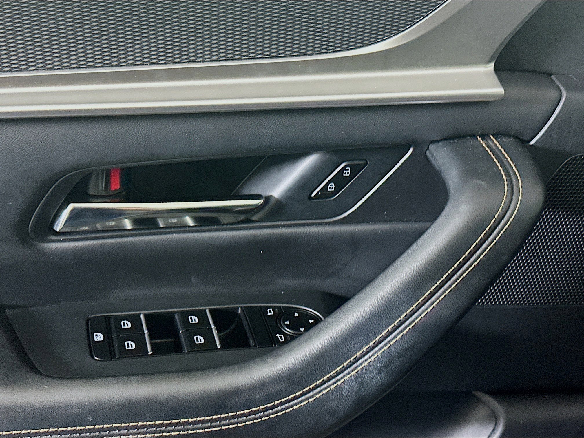 Used 2025 MAZDA CX-90 3.3 Turbo w/ Preferred Package image 15