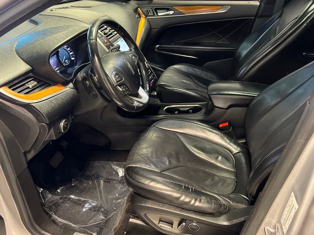Used 2017 Lincoln MKC Reserve image 7