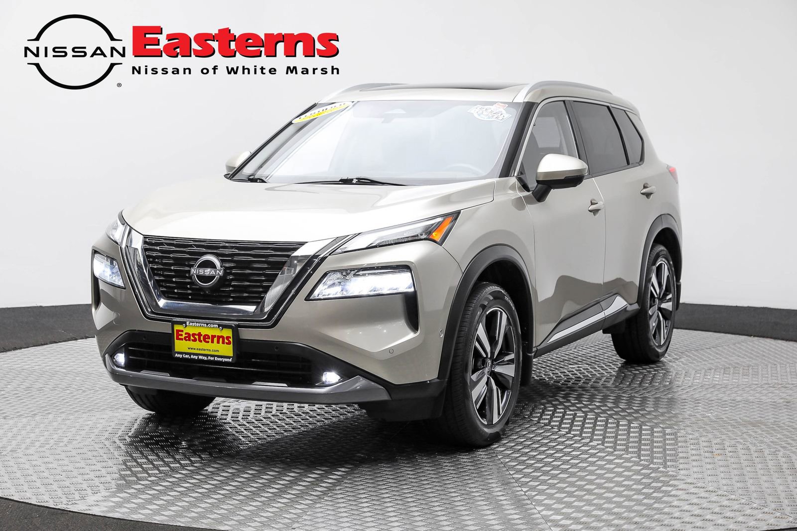 Used 2022 Nissan Rogue SL w/ SL Premium Package image 1