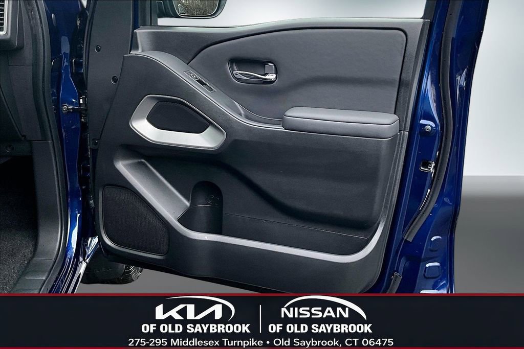 Used 2023 Nissan Frontier SV w/ SV Convenience Package image 27