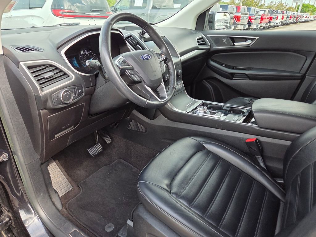 Used 2020 Ford Edge SEL FWD image 28