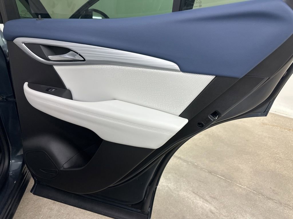 New 2026 Buick Envision Avenir image 20