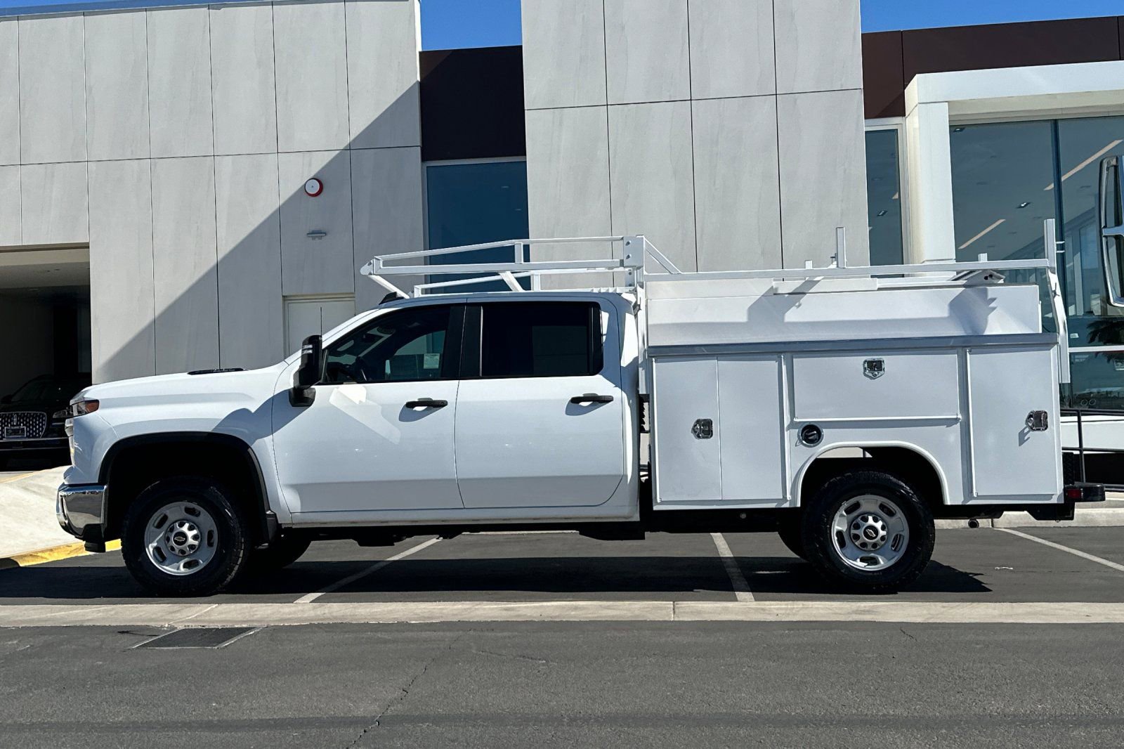 Used 2024 Chevrolet Silverado 2500 W/T w/ WT Convenience Package image 6