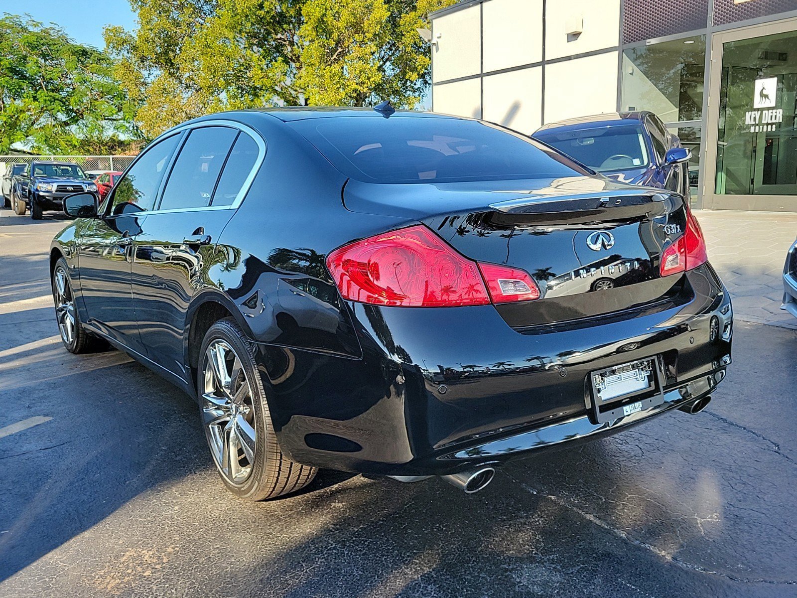 Used 2015 INFINITI Q40 AWD image 4