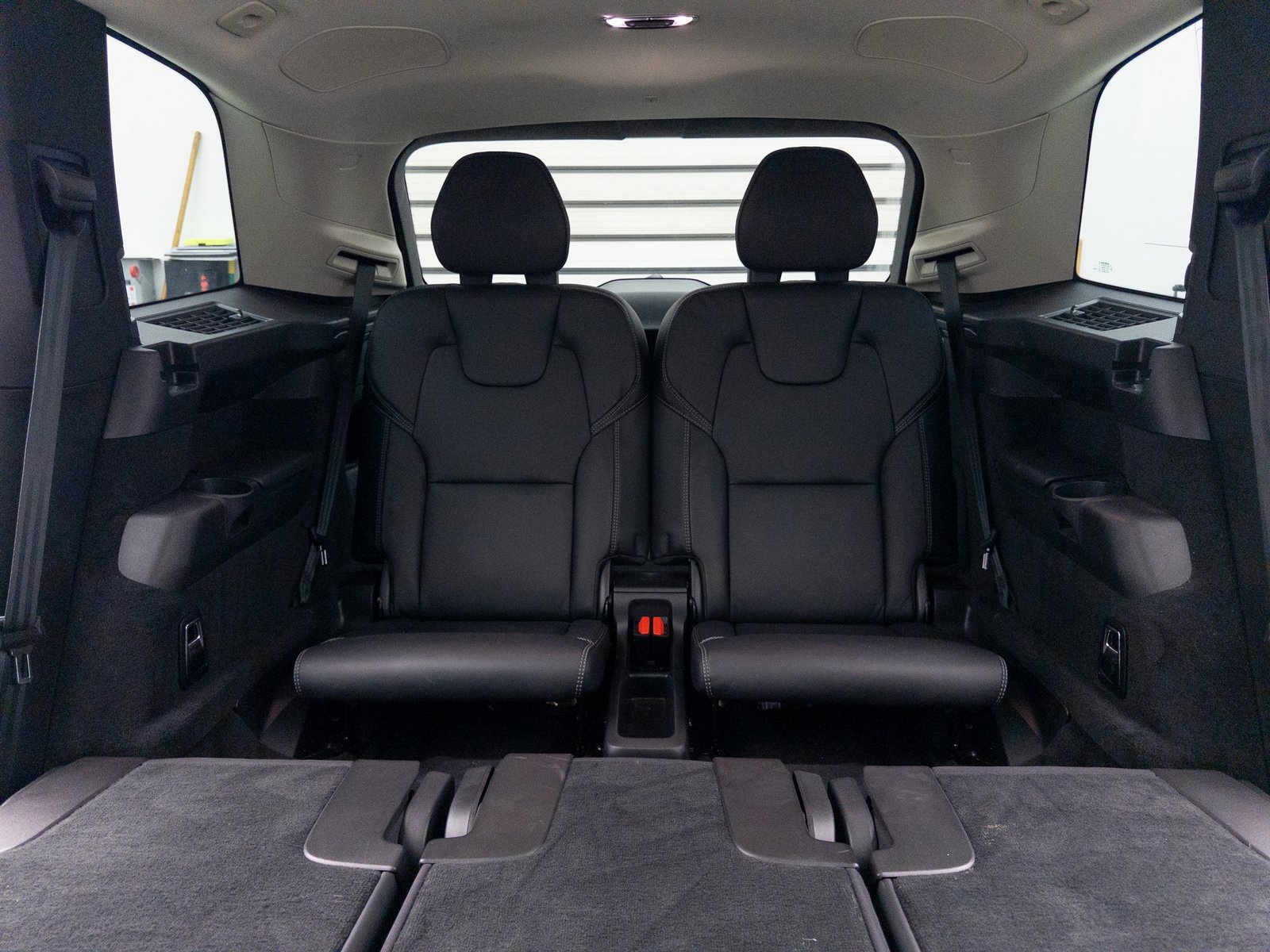 Used 2022 Volvo XC90 T8 Inscription w/ Advanced Package image 35