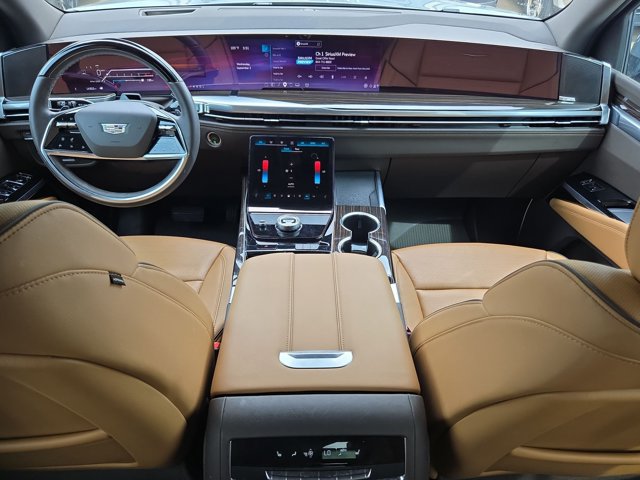 Used 2025 Cadillac Escalade Premium Luxury w/ LPO, Floor Liner Package AWD/4WD image 18