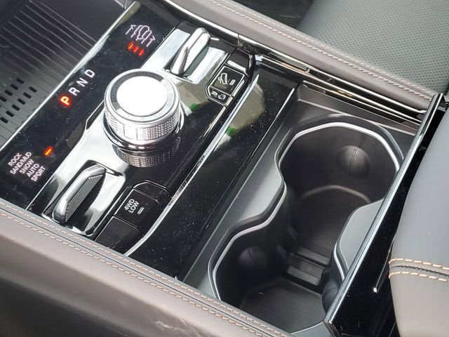 New 2026 Jeep Grand Cherokee Summit w/ Obsidian Package image 22