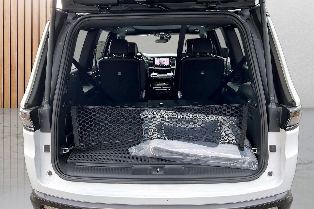 New 2026 Jeep Grand Wagoneer 4WD w/ Quick Order Packge 29V Upland image 28