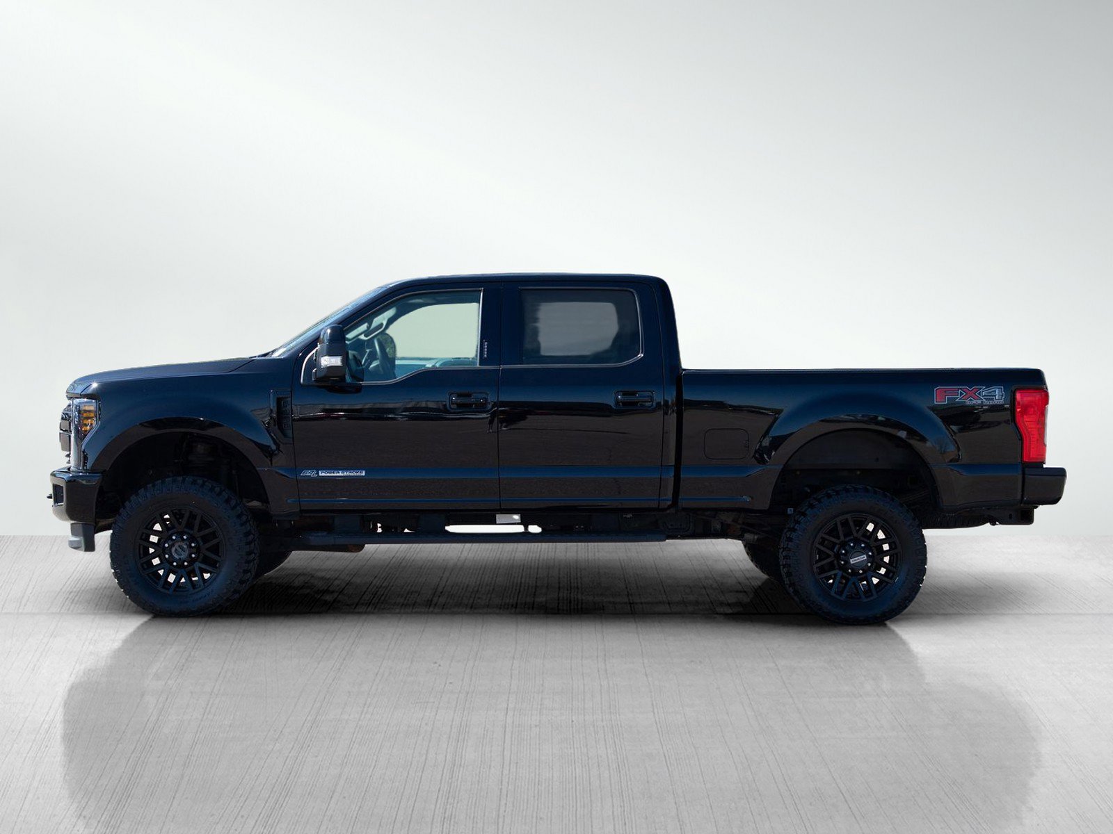 Used 2019 Ford F250 Lariat AWD/4WD image 2