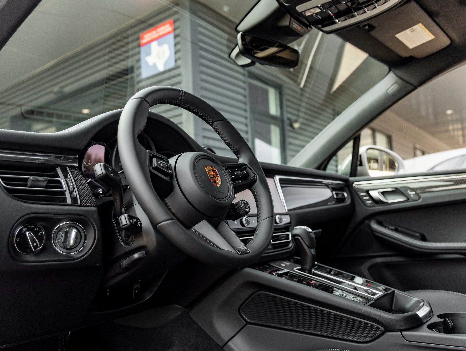 New 2026 Porsche Macan GTS AWD/4WD image 4