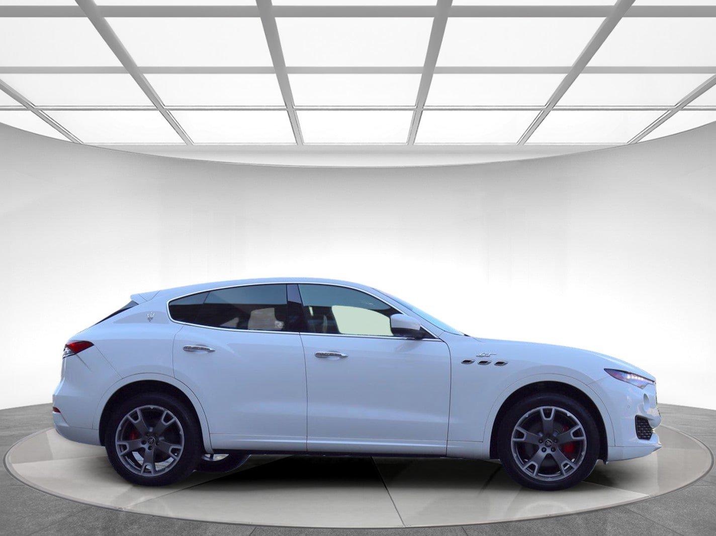 Used 2023 Maserati Levante GT AWD/4WD image 5