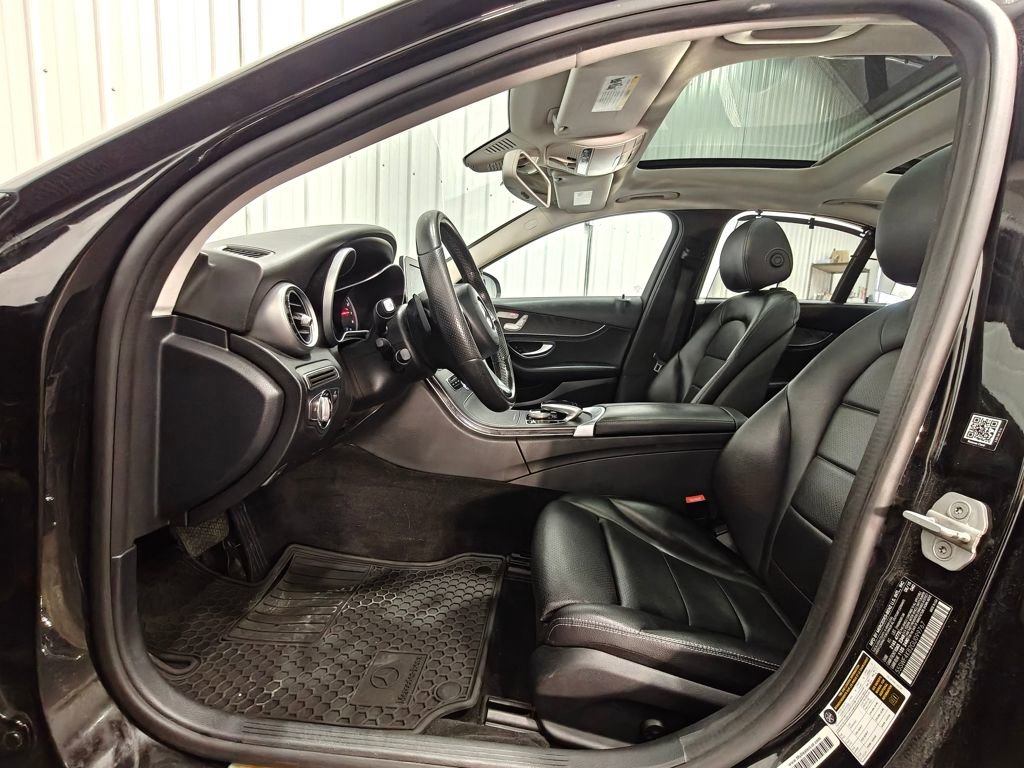 Used 2016 Mercedes-Benz C 300 4MATIC Sedan image 27