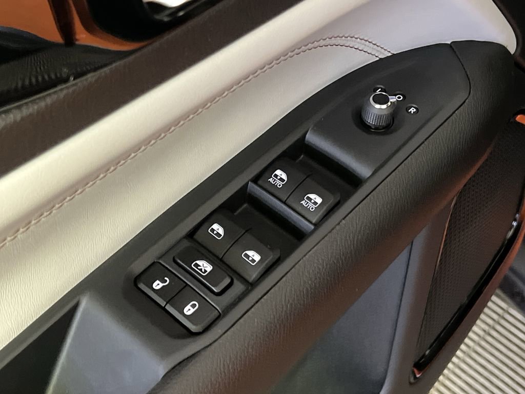 New 2026 Jeep Compass Limited image 11