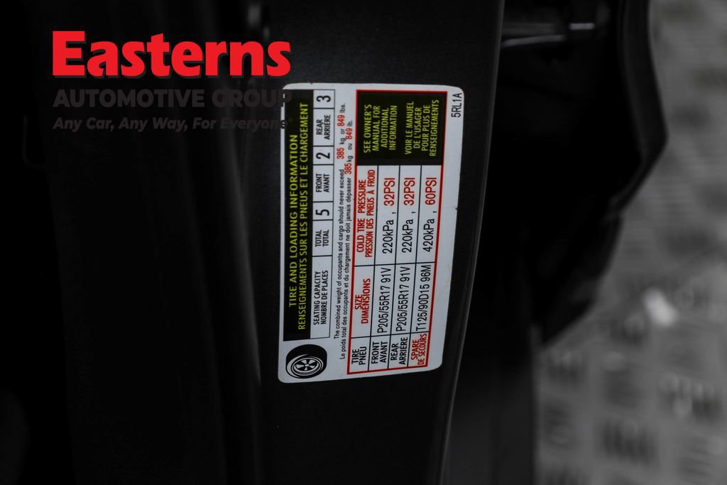 Used 2020 Nissan Kicks SR image 31