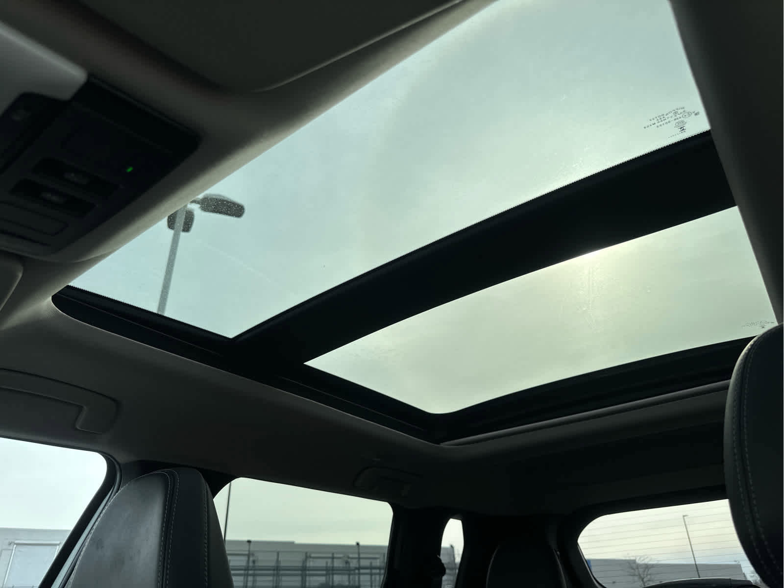 Used 2024 Mitsubishi Outlander SE image 37