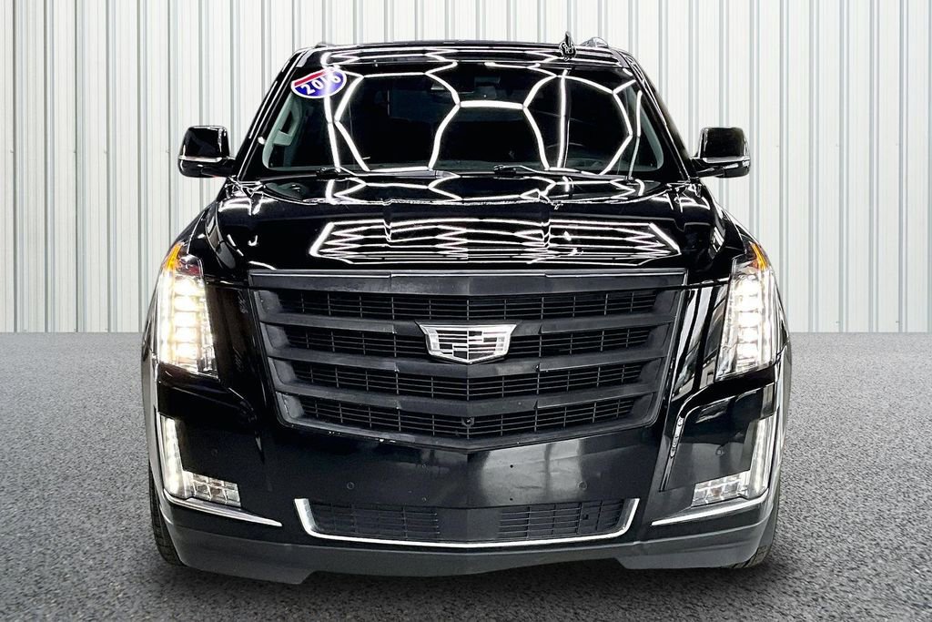 Used 2016 Cadillac Escalade Premium AWD/4WD image 2