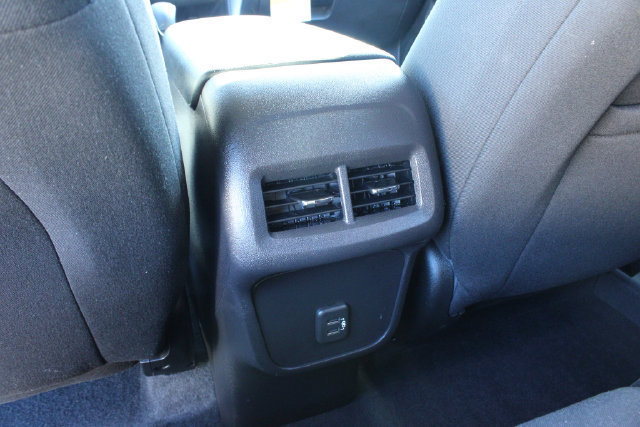 Used 2024 Chevrolet Equinox LT FWD image 32