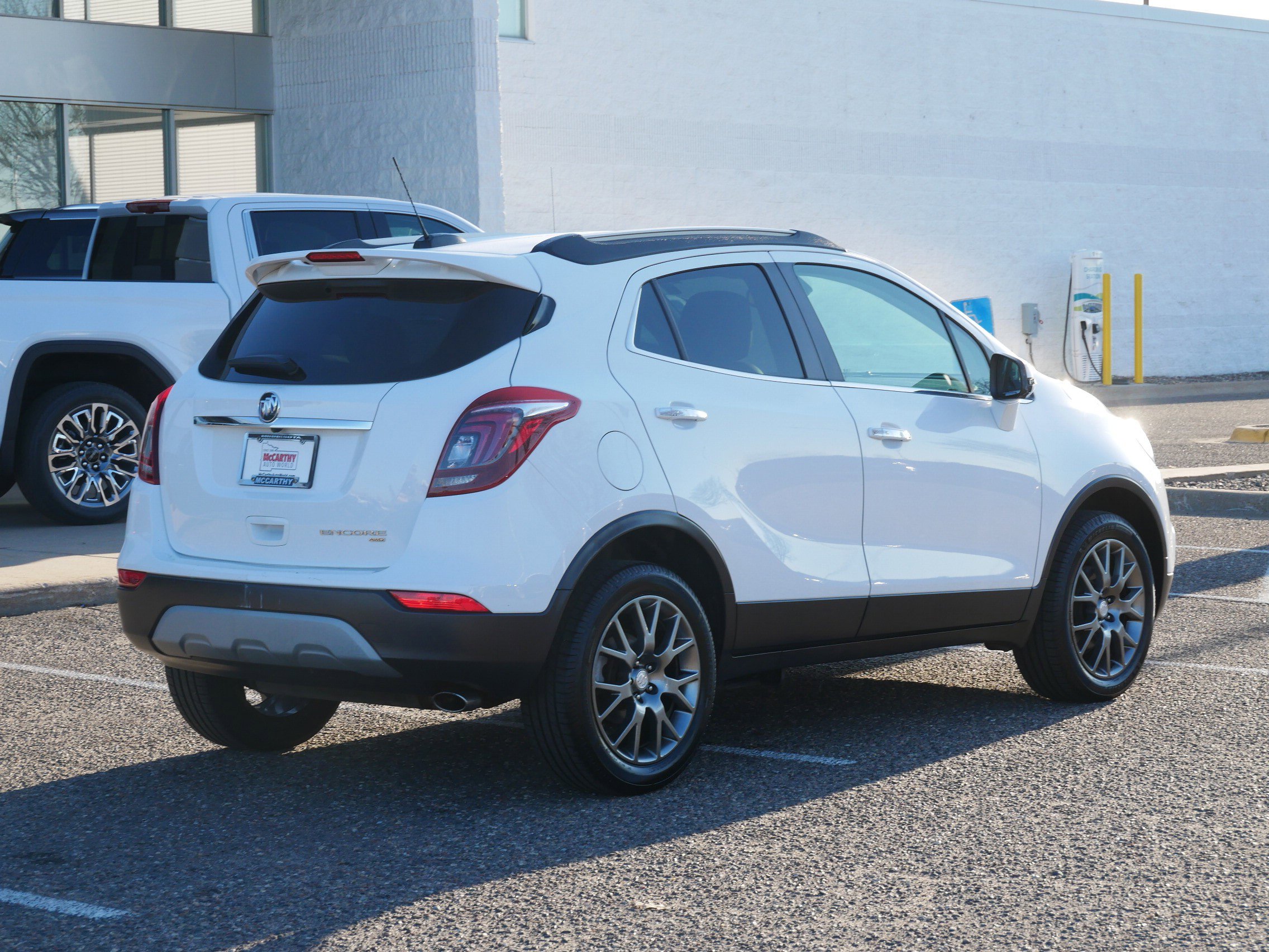 Used 2019 Buick Encore Sport Touring w/ Safety Package image 3