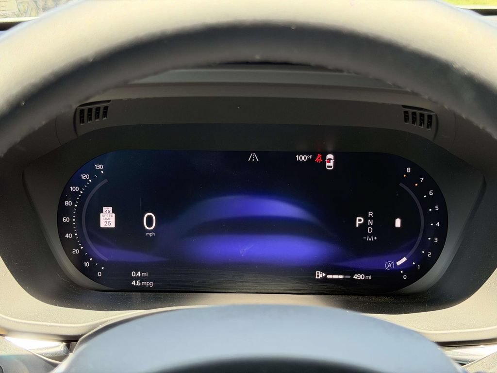 New 2026 Volvo XC60 B5 Plus w/ Protection Package Premier AWD/4WD image 10