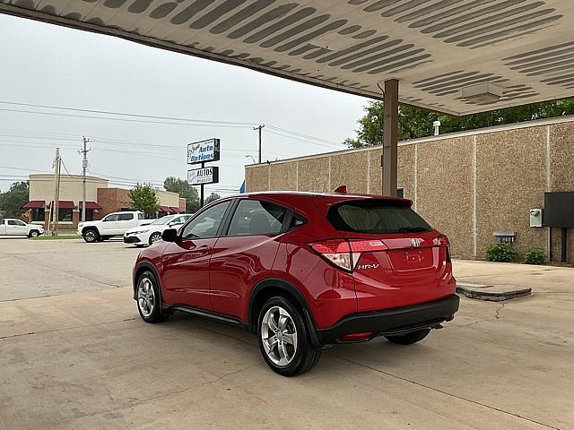 Used 2017 Honda HR-V LX image 7