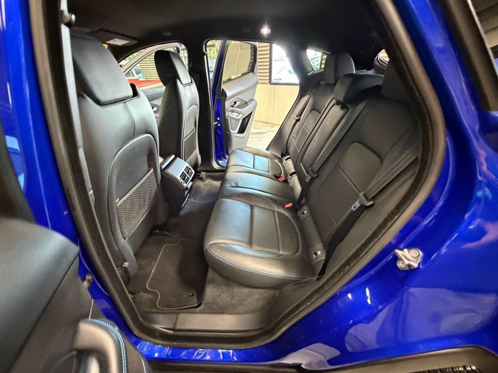 Used 2019 Jaguar E-PACE R-Dynamic SE AWD/4WD image 51