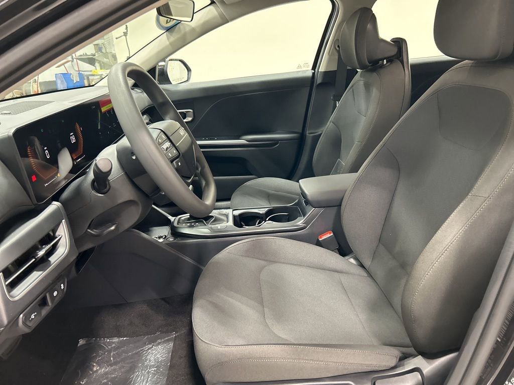 New 2026 Kia K4 LXS image 9