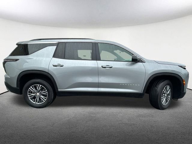 Used 2024 Chevrolet Traverse LT image 15