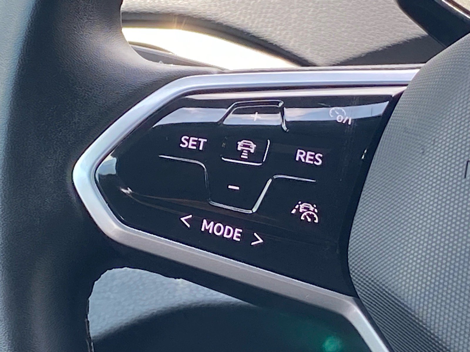 Certified 2023 Volkswagen ID.4 Pro S AWD/4WD image 7