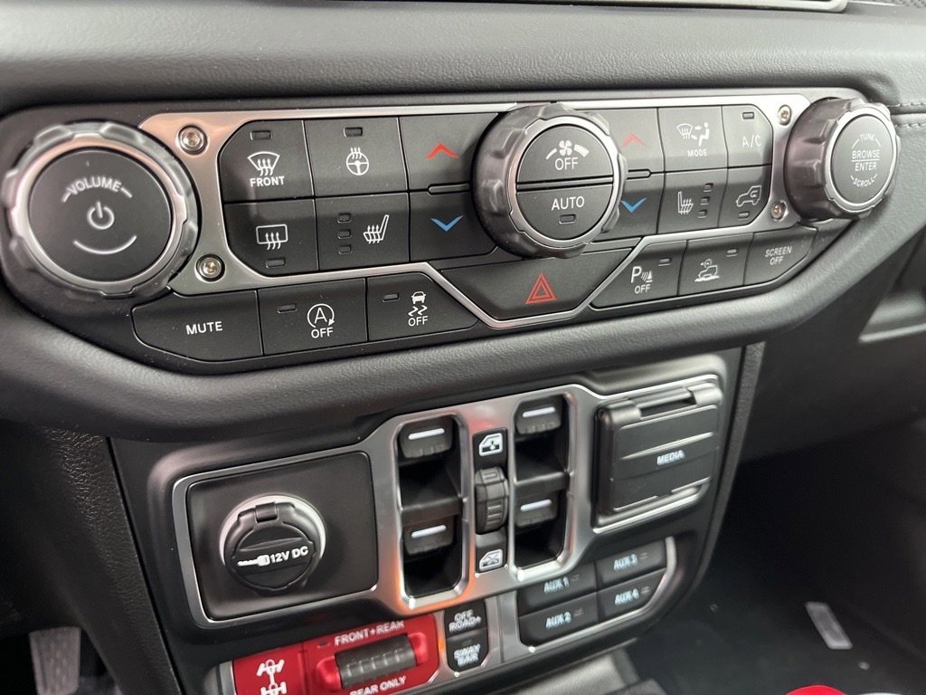 New 2026 Jeep Gladiator Rubicon image 40