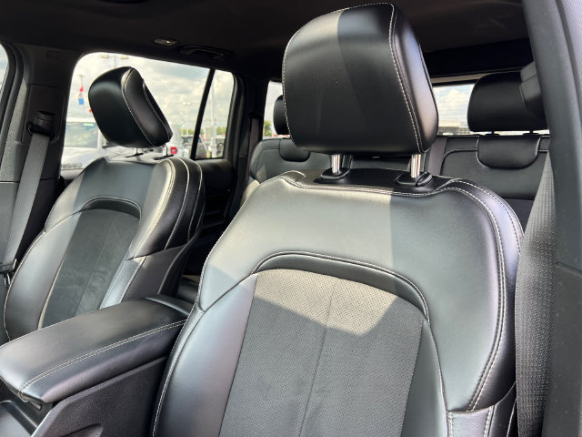 Certified 2025 Jeep Grand Cherokee Altitude AWD/4WD image 22