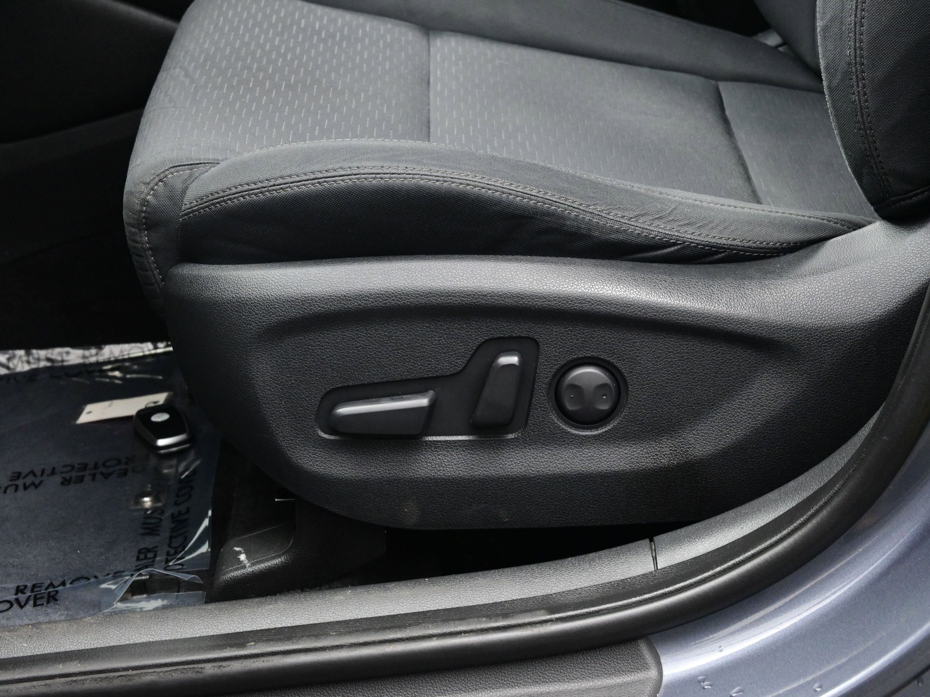 Certified 2021 Hyundai Tucson Value w/ Winter Weather Package image 11