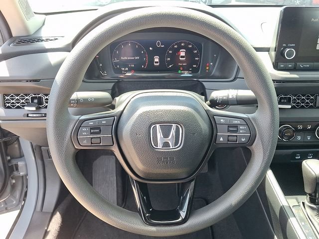 Used 2025 Honda Accord SE image 15