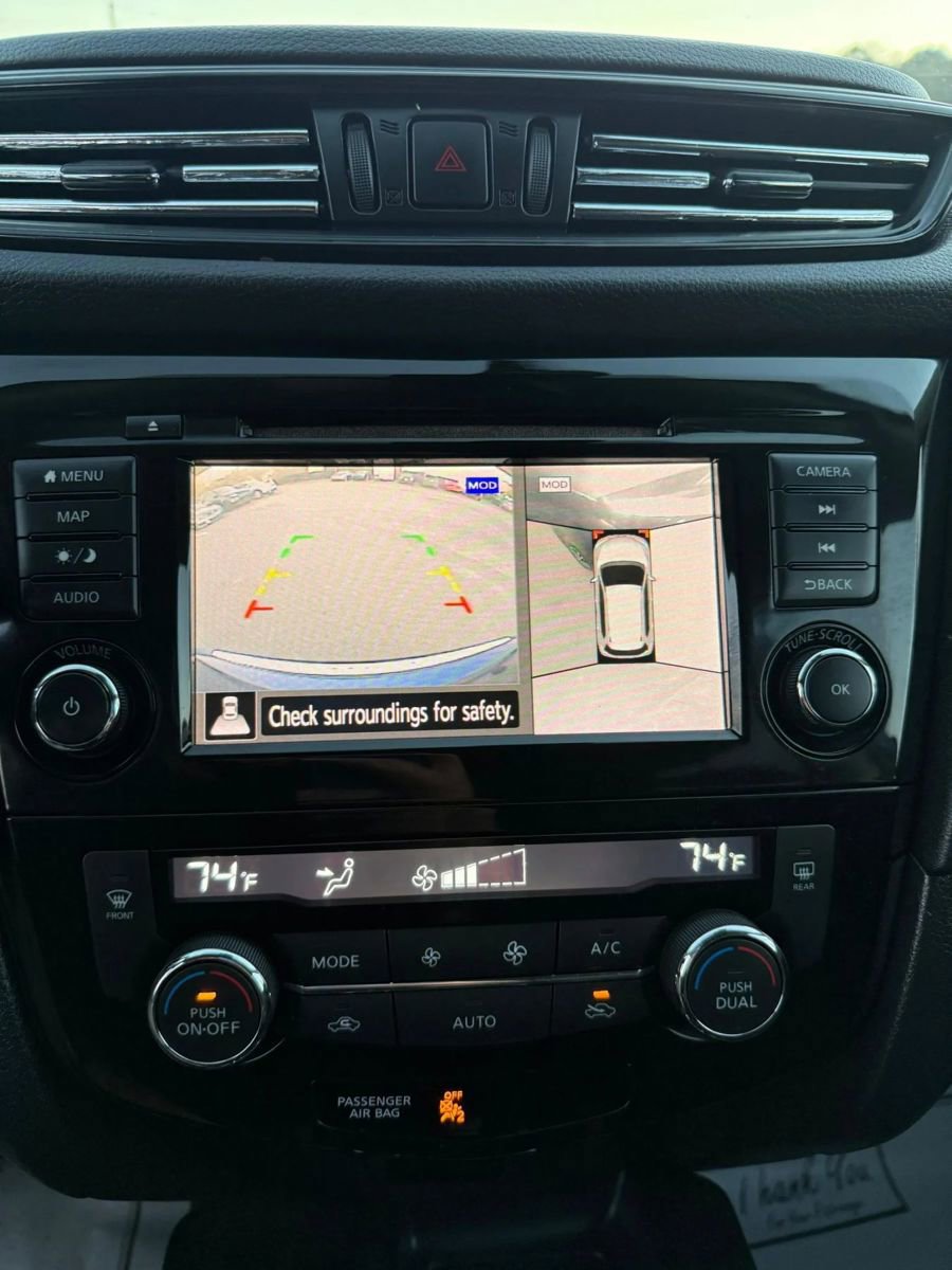 Used 2019 Nissan Rogue SV w/ Premium Package FWD image 22