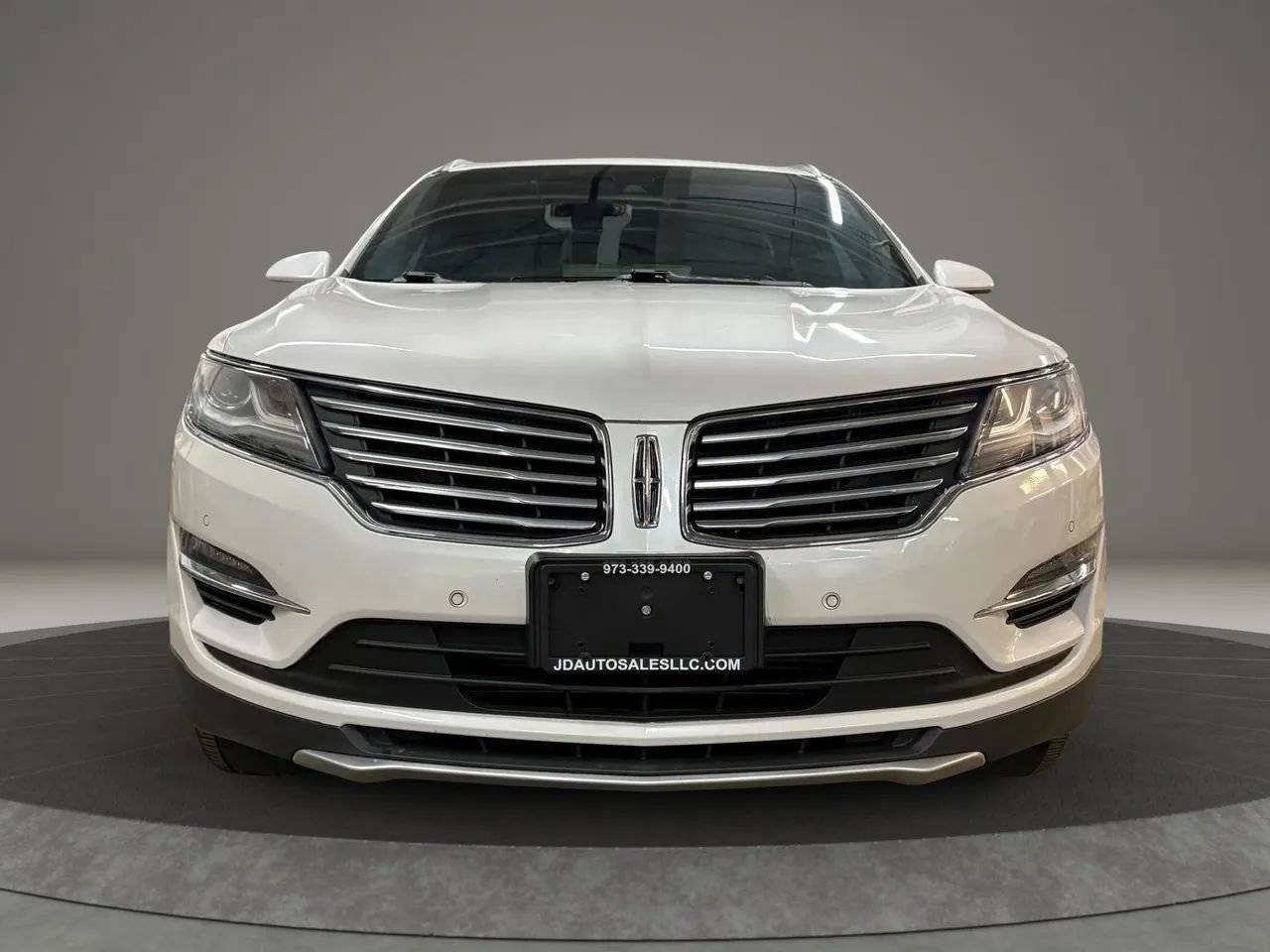 Used 2017 Lincoln MKC Reserve AWD/4WD image 3