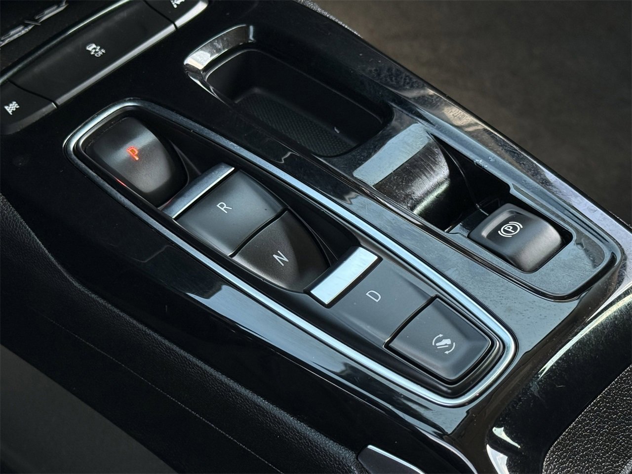 Certified 2023 Chevrolet Bolt EUV LT w/ Comfort Package image 18